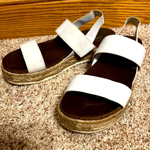 Style Madden girl, size 9 women’s, color white - Picture 1 of 4